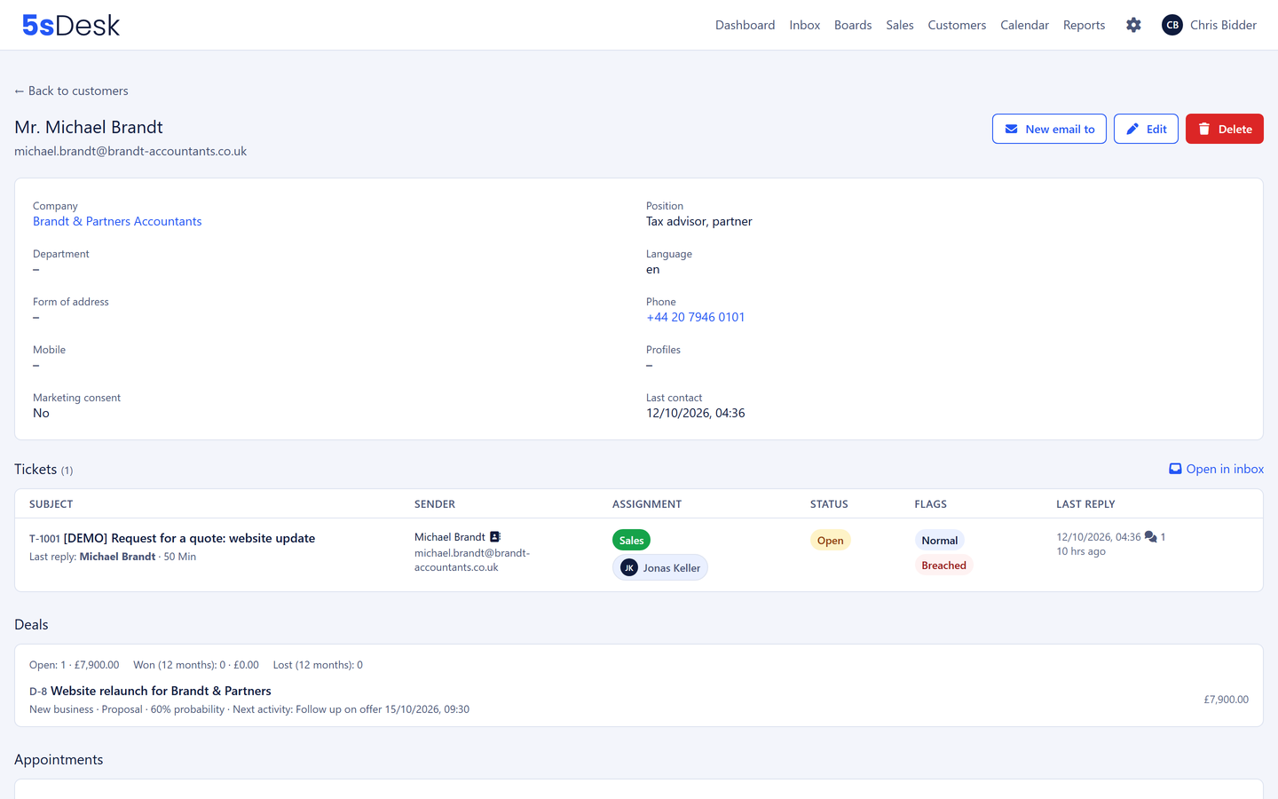 Customer record with tickets
